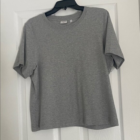 Hanes Tops - Gray Women's T-Shirt by Aritzia